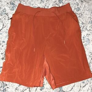 Lululemon $68 Men’s T.H.E. Short 9" *Linerless Canyon Orange MED EUC